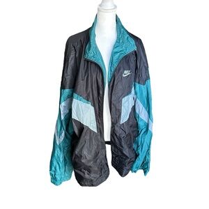 Vintage 90’s Men’s Nike Windbreaker